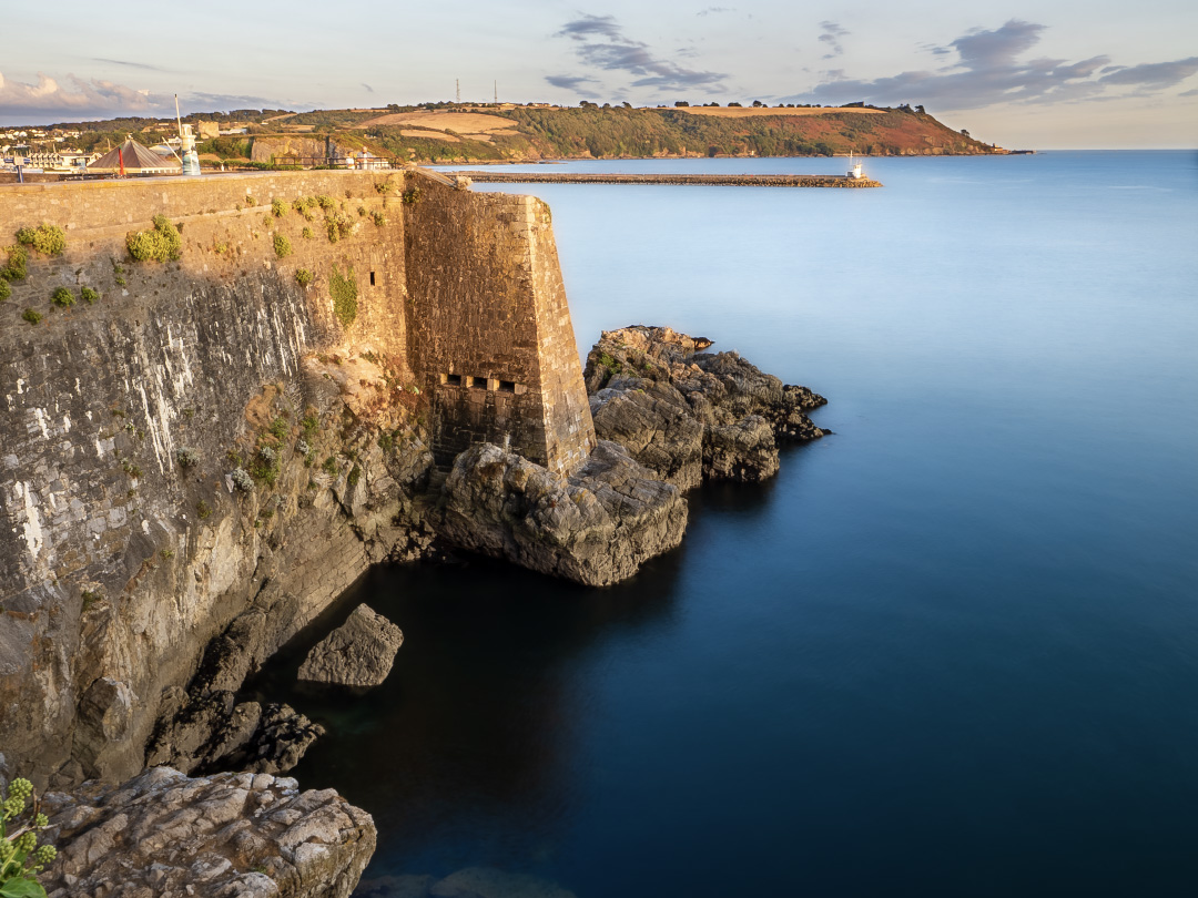 Landscape photograph — Corinthian Wall Plymouth Hoe Sunset