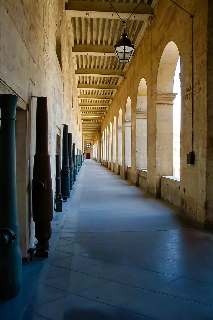 Travel photograph — Distance view in Les Invalides Paris